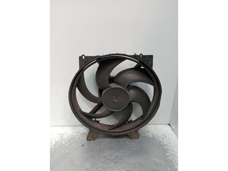Recambio de electroventilador para renault clio i (b/c57_, 5/357_) 1.9 d (b/c/s576, b/c/s57l) referencia OEM IAM   