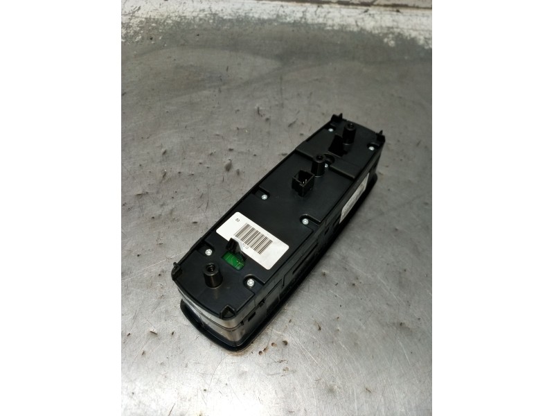 Recambio de mando elevalunas delantero izquierdo para mercedes-benz clase m (w164) ml 350 4-matic (164.186) referencia OEM IAM A