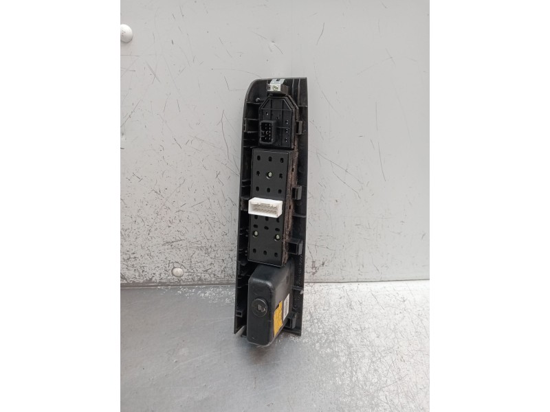 Recambio de mando elevalunas delantero izquierdo para kia sorento i (jc) 2.5 crdi referencia OEM IAM  5P 2006