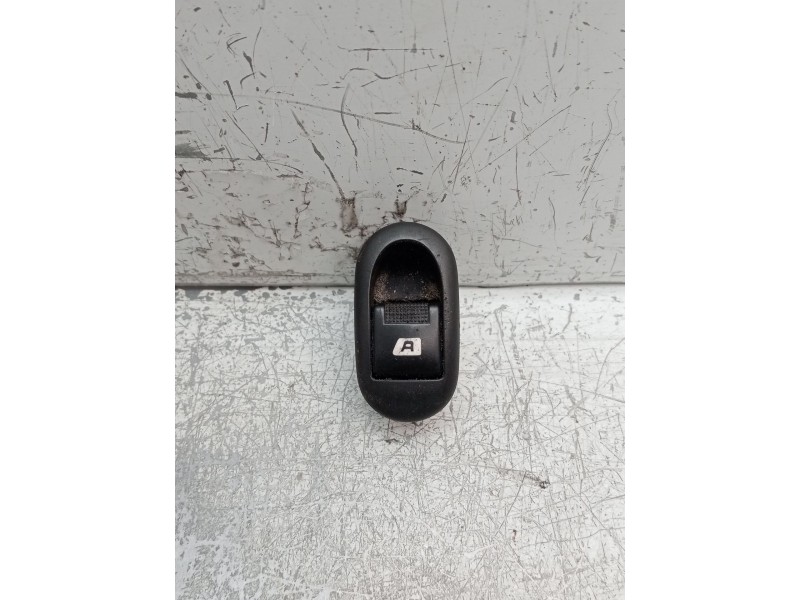 Recambio de mando elevalunas delantero izquierdo para citroën c3 i (fc_, fn_) 1.1 i referencia OEM IAM 96401469XT  2006