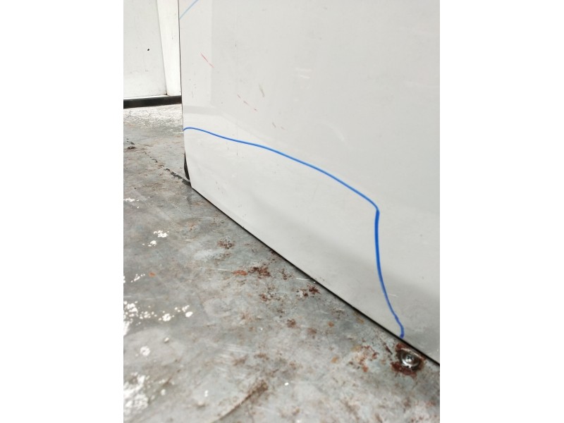 Recambio de puerta trasera derecha para volkswagen caddy iv furgoneta/monovolumen (saa, sah) 1.4 tsi referencia OEM IAM VER FOTO