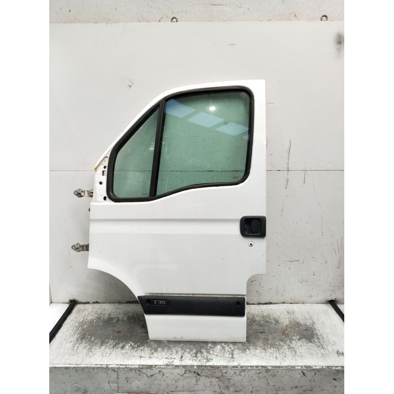 Recambio de puerta delantera izquierda para renault master ii furgoneta (fd) 2.8 dti referencia OEM IAM  5P 1998