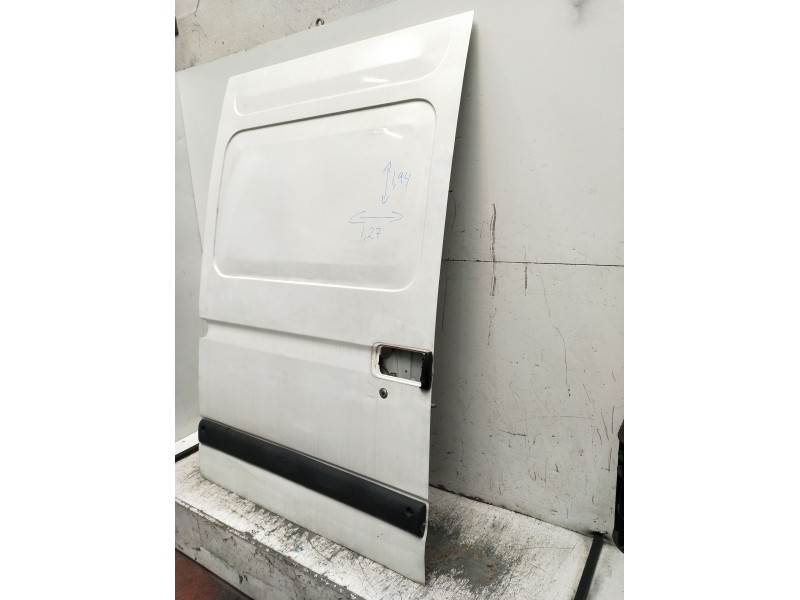 Recambio de puerta lateral corredera derecha para renault master ii furgoneta (fd) 2.8 dti referencia OEM IAM  5P 1998