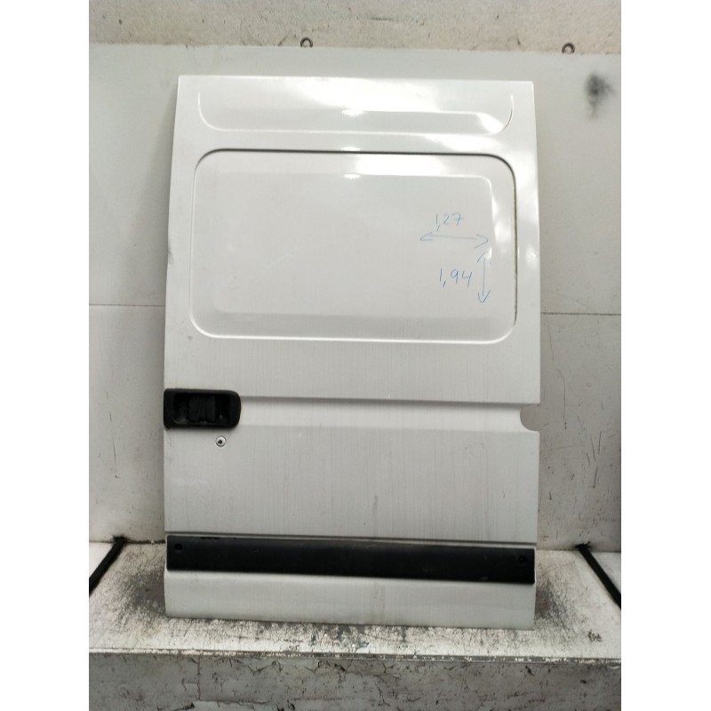 Recambio de puerta lateral corredera izquierda para renault master ii furgoneta (fd) 2.8 dti referencia OEM IAM  5P 1998