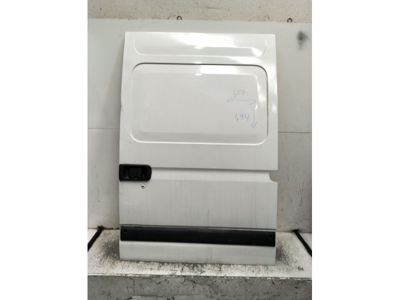 Recambio de puerta lateral corredera izquierda para renault master ii furgoneta (fd) 2.8 dti referencia OEM IAM  5P 1998
