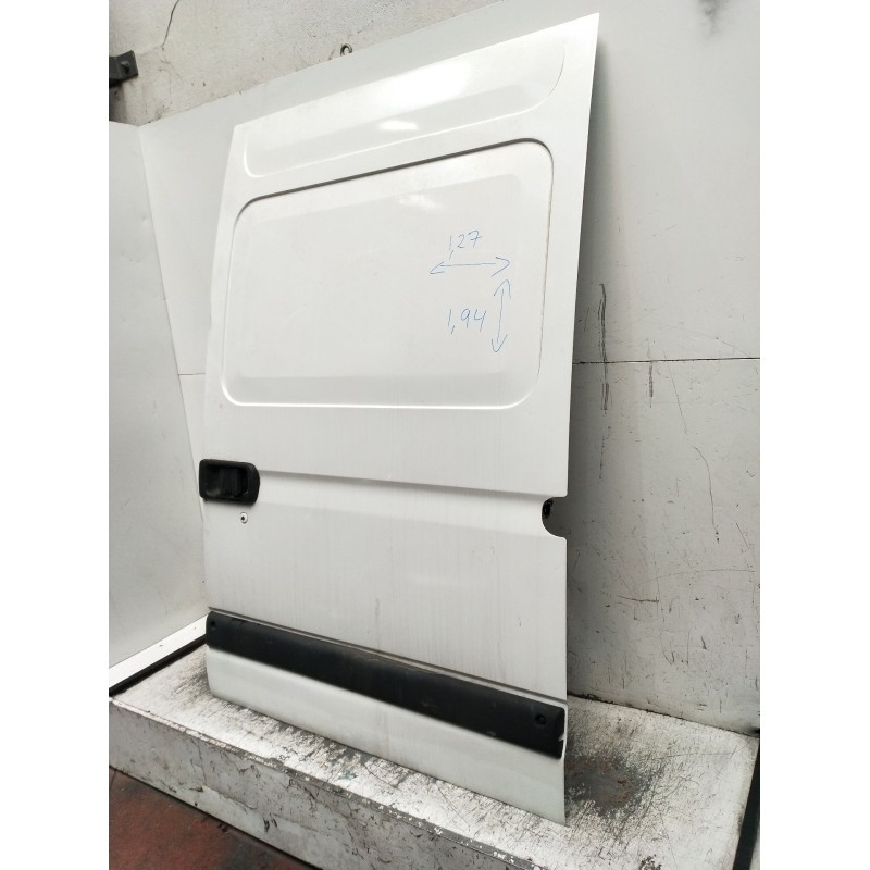 Recambio de puerta lateral corredera izquierda para renault master ii furgoneta (fd) 2.8 dti referencia OEM IAM  5P 1998
