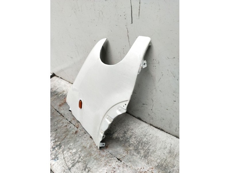 Recambio de aleta delantera derecha para renault master ii furgoneta (fd) 2.8 dti referencia OEM IAM   1998
