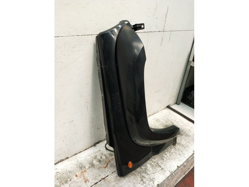 Recambio de aleta delantera derecha para jeep cherokee (kj) 2.8 crd 4x4 referencia OEM IAM   2001