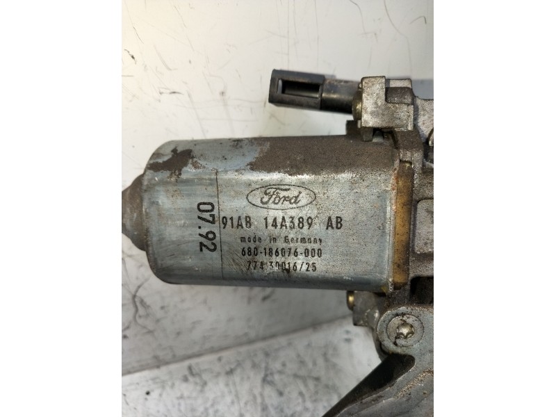 Recambio de elevalunas delantero izquierdo para ford escort v (aal, abl) 1.8 16v xr3i referencia OEM IAM 91AB14A389AB 5P 1990
