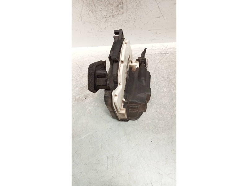 Recambio de motor cierre centralizado delantero derecho para volkswagen golf vii lim. advance bluemotion referencia OEM IAM 5K18