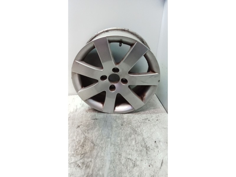 Recambio de juego llantas para peugeot 308 referencia OEM IAM 7J16 ch432 9680729880