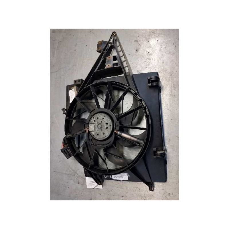 Recambio de electroventilador para opel omega b 2.2 16v dti cat (y 22 dth / ll9) referencia OEM IAM 0130303279 24427001 