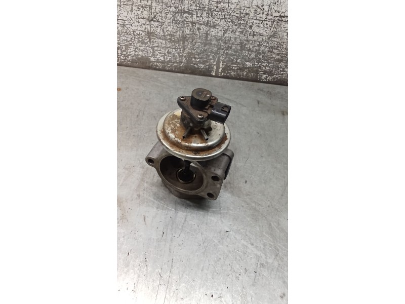 Recambio de valvula egr para toyota hilux vii pick-up (_n1_, _n2_, _n3_) 2.5 d-4d 4wd (kun25_) referencia OEM IAM 2580030120 101