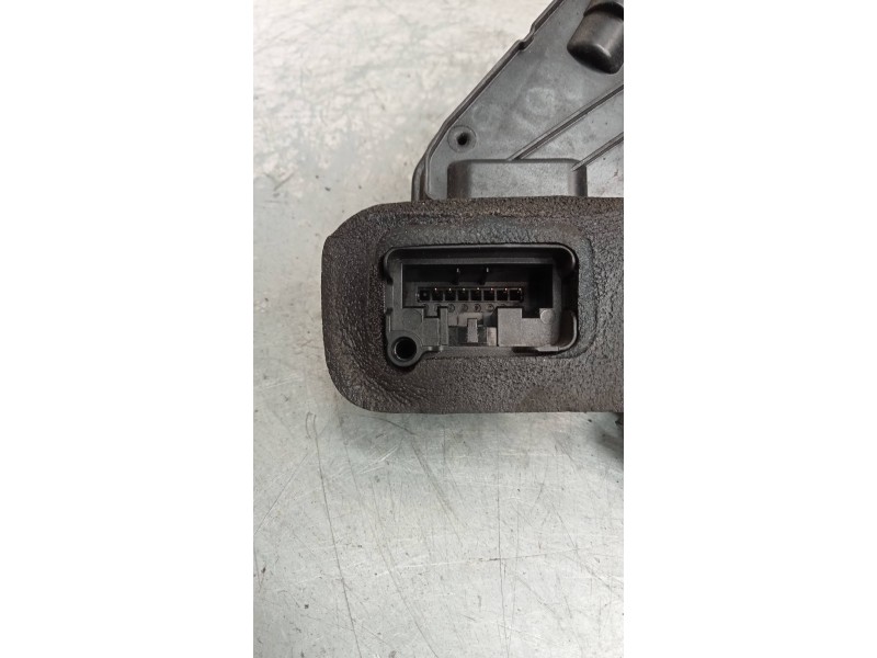 Recambio de motor cierre centralizado delantero derecho para volkswagen golf vii lim. advance bluemotion referencia OEM IAM 5K18