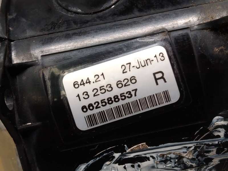 Recambio de faro antiniebla derecho para opel corsa d expression referencia OEM IAM 13253626 662588537 