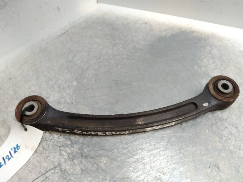 Recambio de tirante trasero izquierdo para ssangyong rodius 2.7 turbodiesel cat referencia OEM IAM   