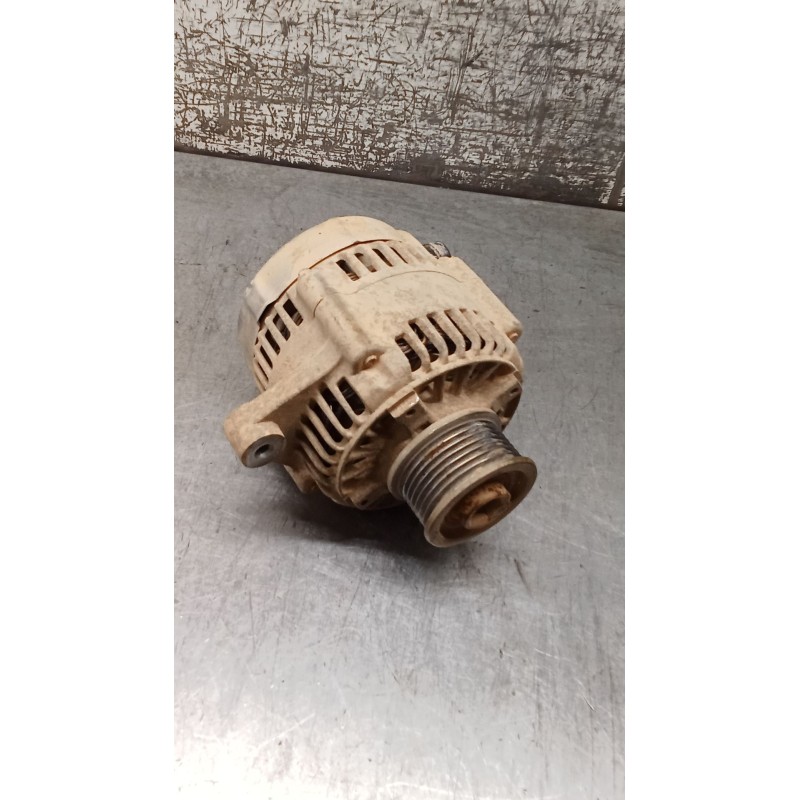 Recambio de alternador para toyota hilux vii pick-up (_n1_, _n2_, _n3_) 2.5 d-4d 4wd (kun25_) referencia OEM IAM 446961  06