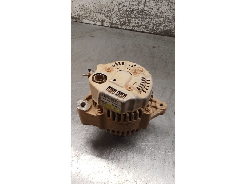 Recambio de alternador para toyota hilux vii pick-up (_n1_, _n2_, _n3_) 2.5 d-4d 4wd (kun25_) referencia OEM IAM 446961  06