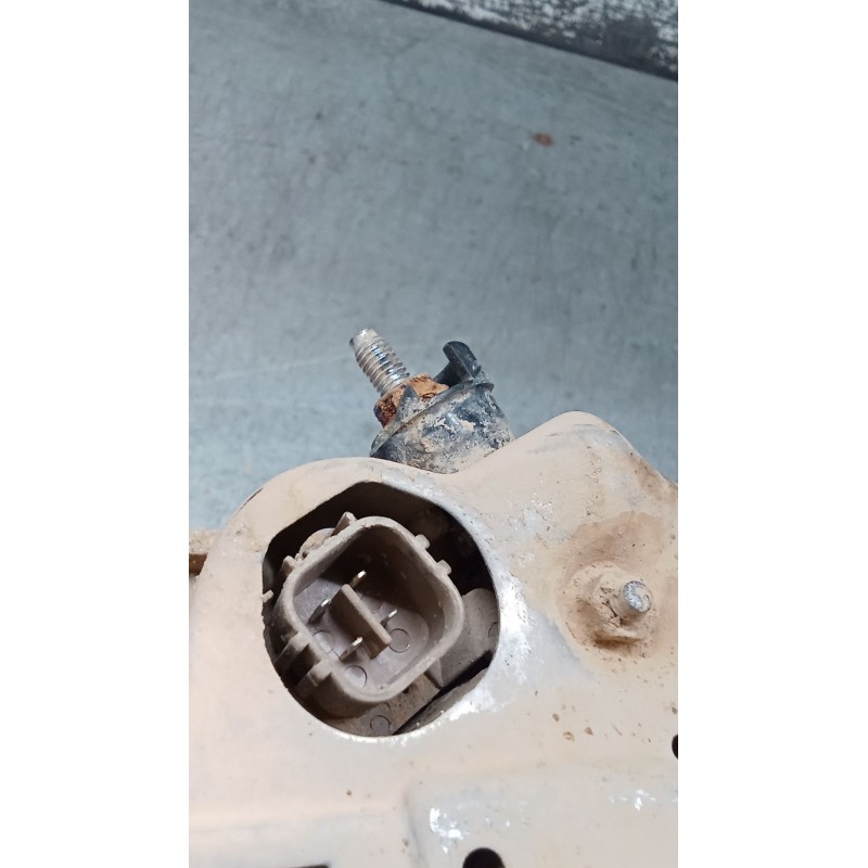 Recambio de alternador para toyota hilux vii pick-up (_n1_, _n2_, _n3_) 2.5 d-4d 4wd (kun25_) referencia OEM IAM 446961  06