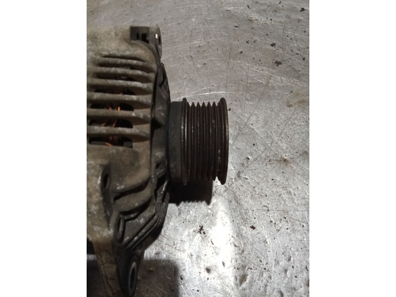 Recambio de alternador para renault master ii furgoneta (fd) 2.8 dti referencia OEM IAM   