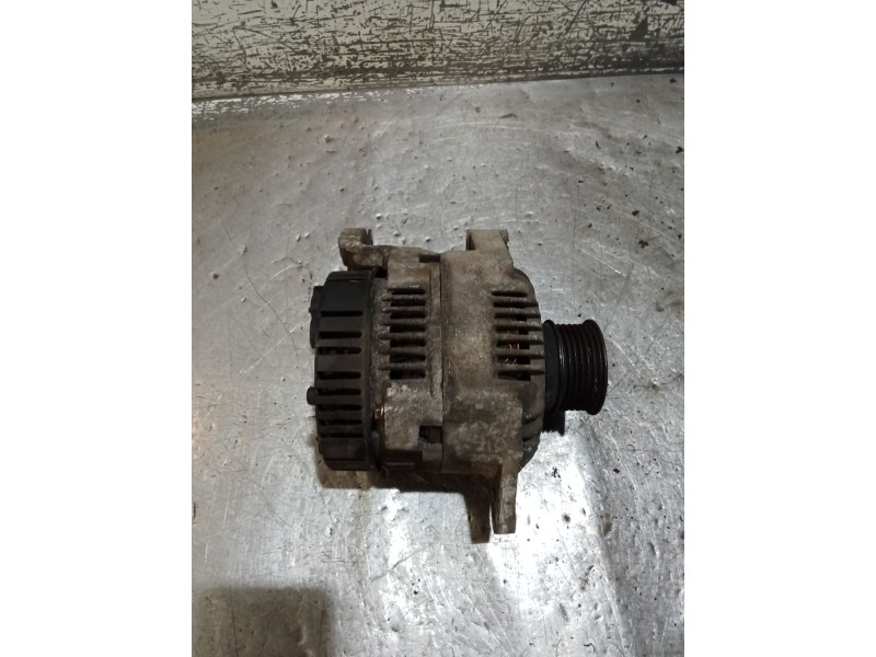 Recambio de alternador para renault master ii furgoneta (fd) 2.8 dti referencia OEM IAM   