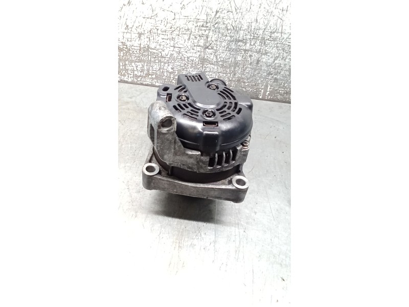 Recambio de alternador para jeep cherokee (kj) 2.8 crd 4x4 referencia OEM IAM 56044672AB 1042104241 01