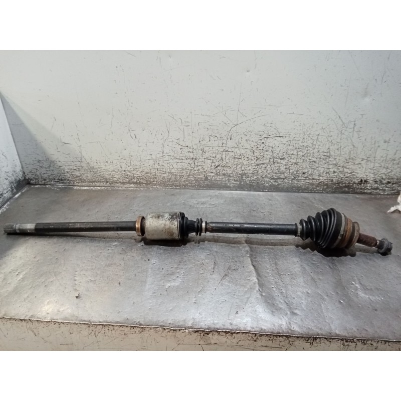 Recambio de transmision delantera derecha para renault master ii furgoneta (fd) 2.8 dti referencia OEM IAM   98