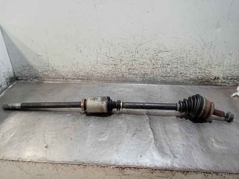 Recambio de transmision delantera derecha para renault master ii furgoneta (fd) 2.8 dti referencia OEM IAM   98