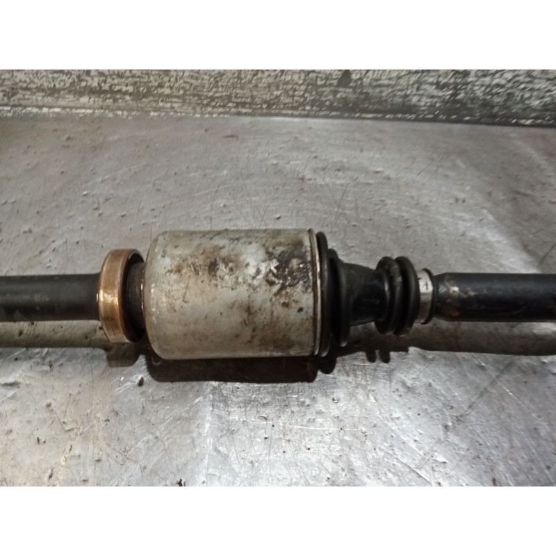 Recambio de transmision delantera derecha para renault master ii furgoneta (fd) 2.8 dti referencia OEM IAM   98
