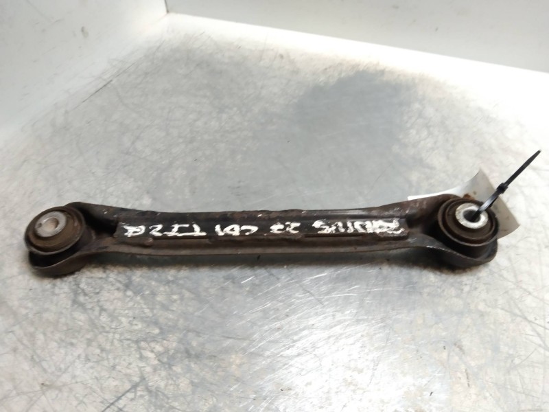 Recambio de tirante trasero izquierdo para ssangyong rodius 2.7 turbodiesel cat referencia OEM IAM   