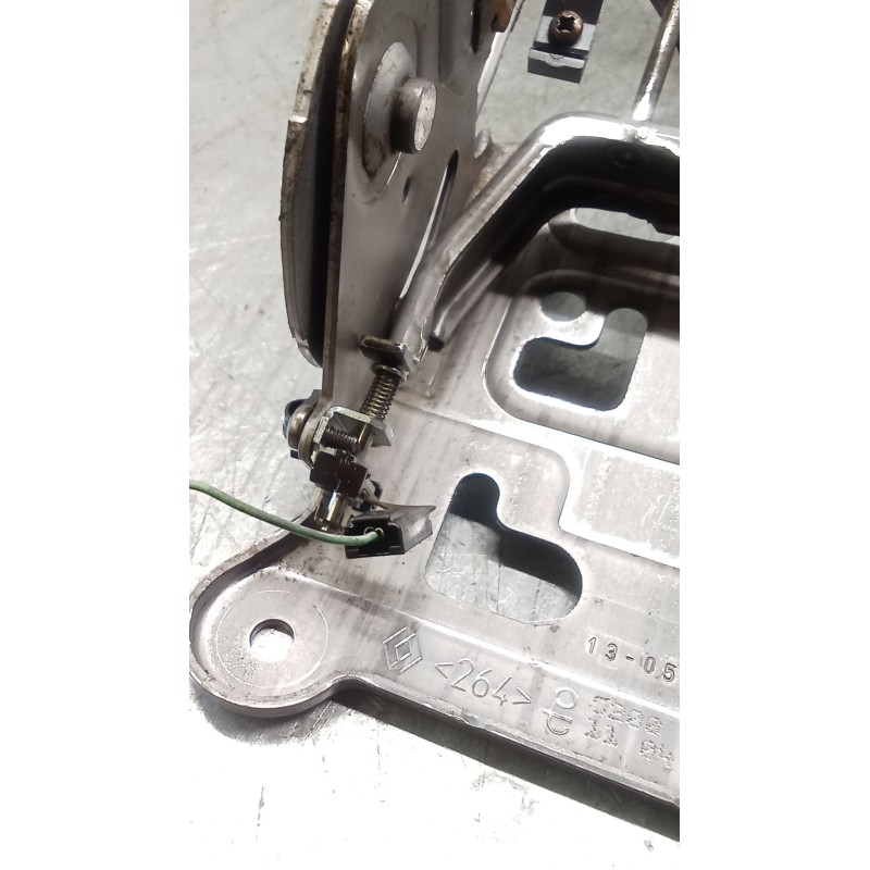 Recambio de palanca freno para renault megane ii (bm0/1_, cm0/1_) 1.5 dci (bm02, bm13, bm2a, cm02, cm13) referencia OEM IAM 8200