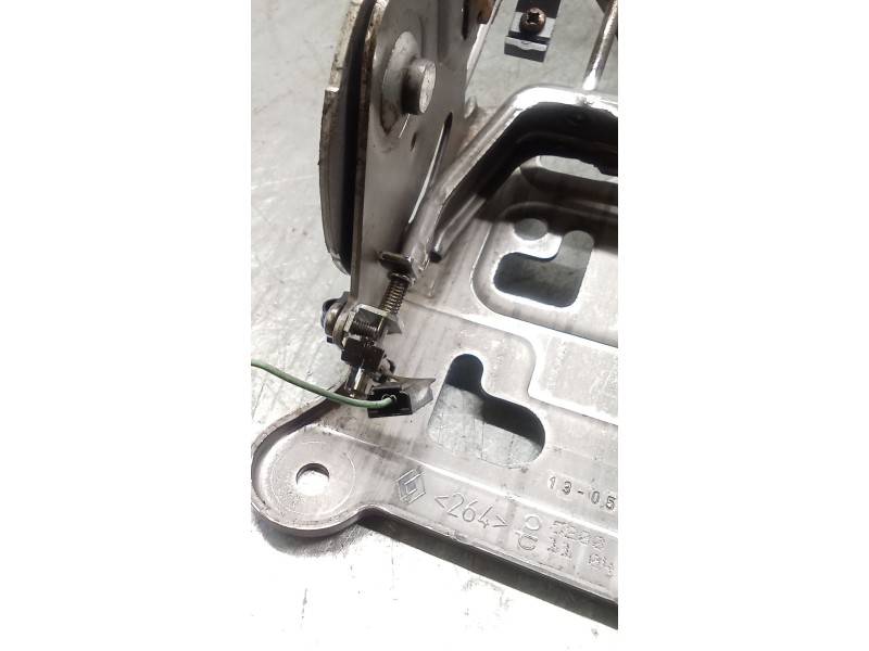 Recambio de palanca freno para renault megane ii (bm0/1_, cm0/1_) 1.5 dci (bm02, bm13, bm2a, cm02, cm13) referencia OEM IAM 8200