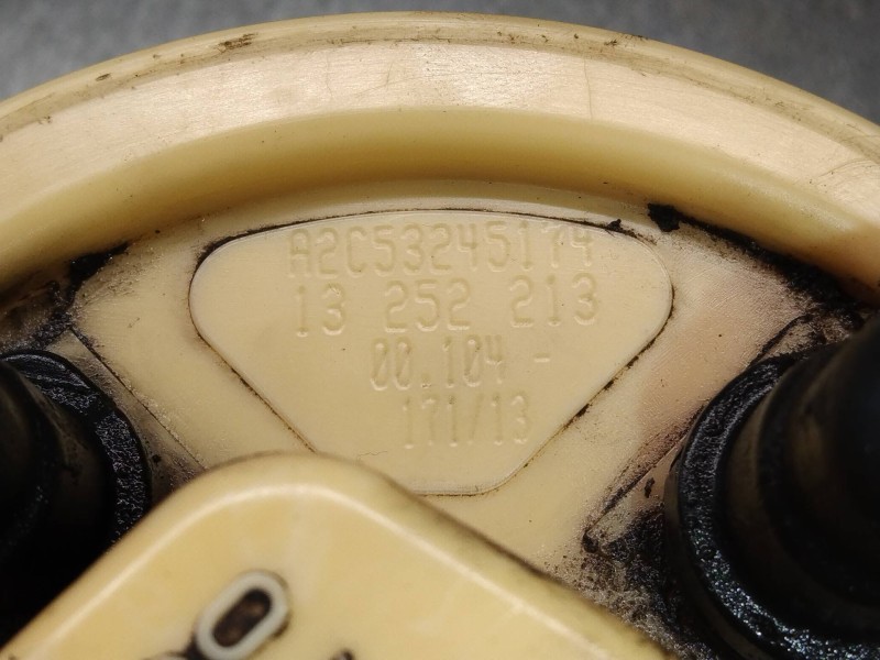 Recambio de bomba combustible para opel corsa d expression referencia OEM IAM A2C53245174 13252213 