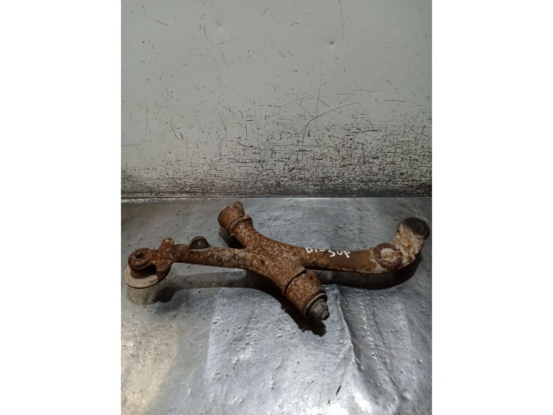 Recambio de brazo suspension superior delantero derecho para renault master ii furgoneta (fd) 2.8 dti referencia OEM IAM   98