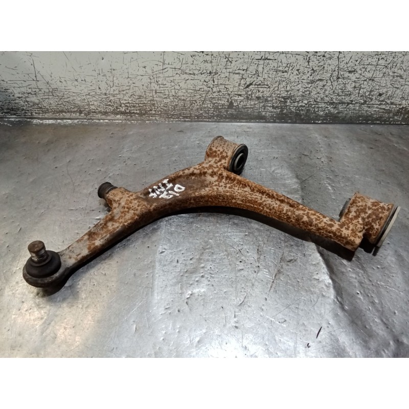 Recambio de brazo suspension inferior delantero izquierdo para renault master ii furgoneta (fd) 2.8 dti referencia OEM IAM   98