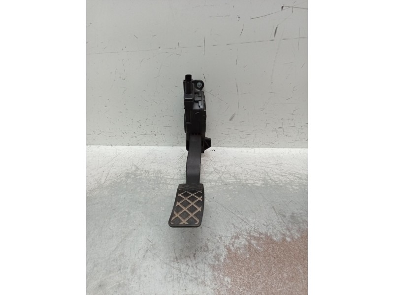 Recambio de potenciometro pedal para audi a4 ber. (b8) s line sportpaket / plus referencia OEM IAM 8K1721523A 6PV00950520 2011