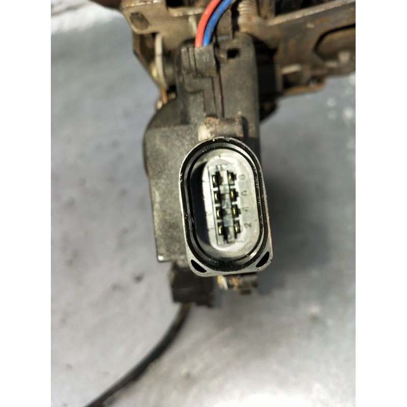 Recambio de motor cierre centralizado delantero derecho para volkswagen golf iv (1j1) 1.9 tdi referencia OEM IAM  5P 1998