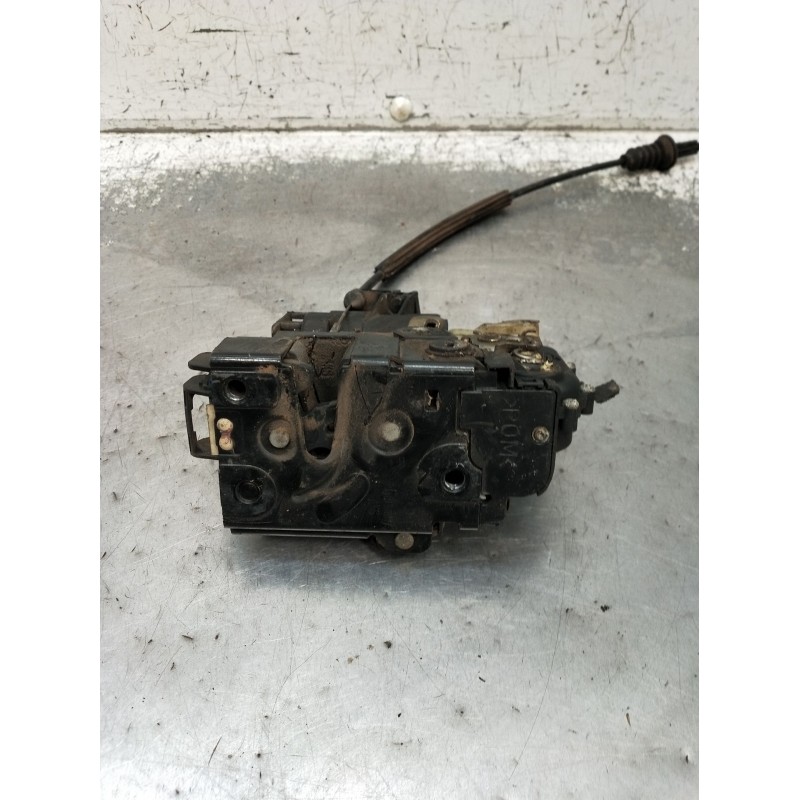 Recambio de motor cierre centralizado trasero derecho para volkswagen golf iv (1j1) 1.9 tdi referencia OEM IAM  5P 1998