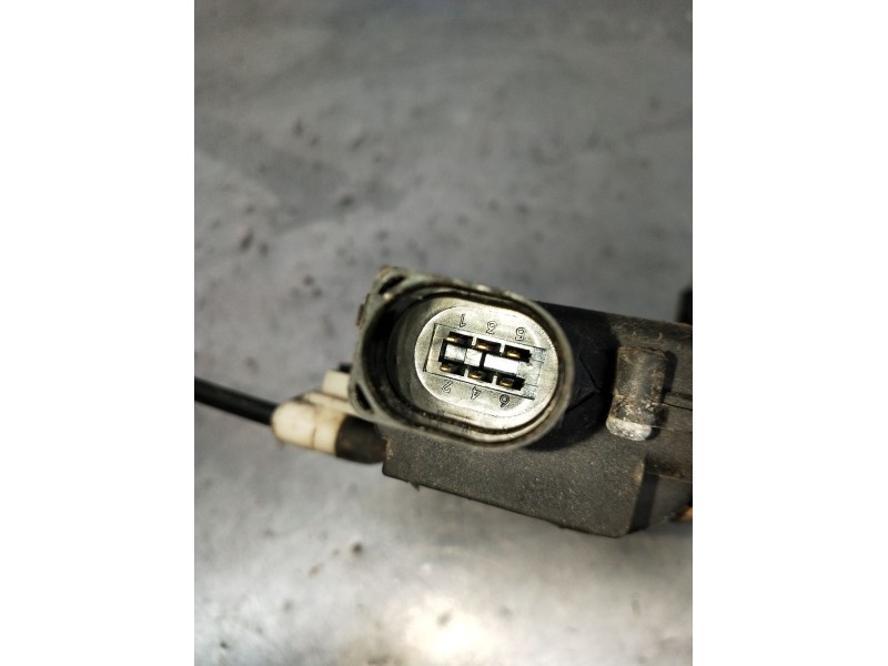 Recambio de motor cierre centralizado trasero izquierdo para volkswagen golf iv (1j1) 1.9 tdi referencia OEM IAM  5P 1998