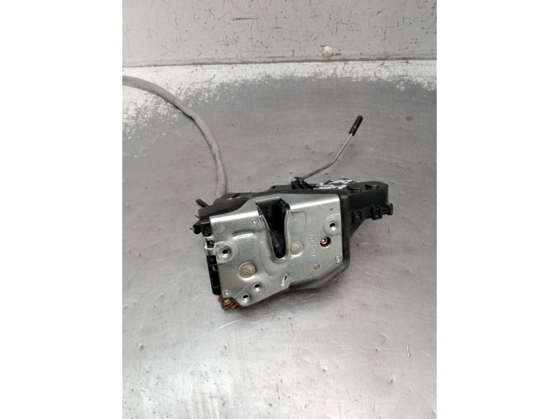 Recambio de motor cierre centralizado delantero derecho para bmw 3 (e46) 320 d referencia OEM IAM  4P 2001