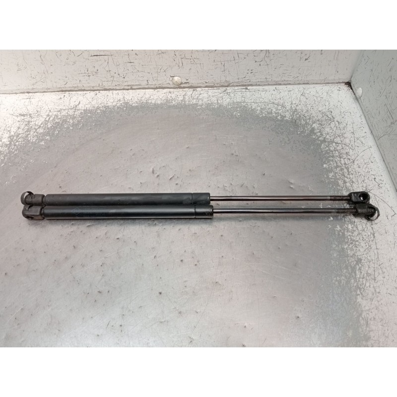 Recambio de amortiguadores maletero / porton para renault clio i (b/c57_, 5/357_) 1.9 d (b/c/s576, b/c/s57l) referencia OEM IAM 