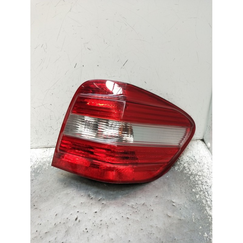 Recambio de piloto trasero derecho para mercedes-benz clase m (w164) ml 350 4-matic (164.186) referencia OEM IAM A1648202064Q1 4