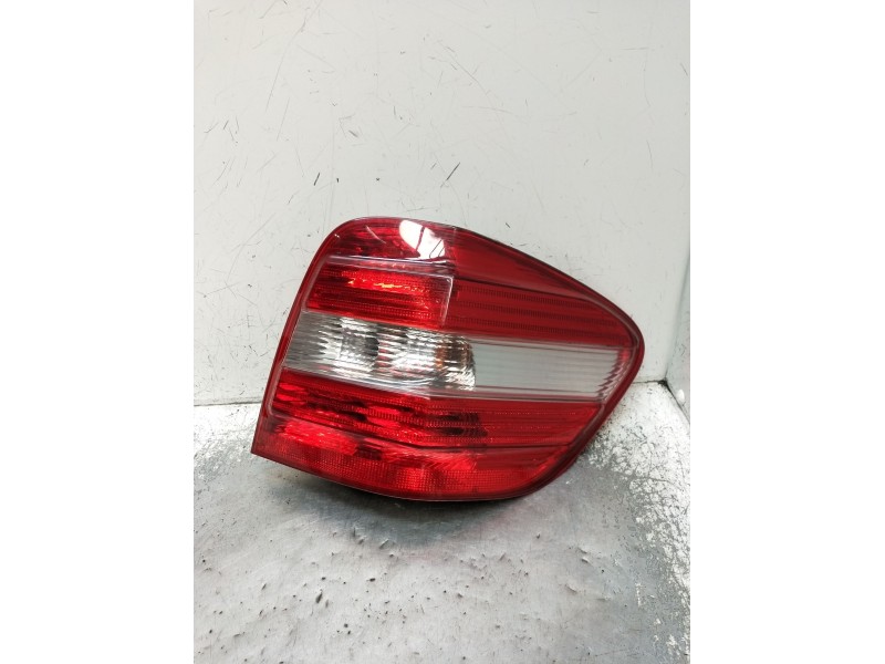 Recambio de piloto trasero derecho para mercedes-benz clase m (w164) ml 350 4-matic (164.186) referencia OEM IAM A1648202064Q1 4