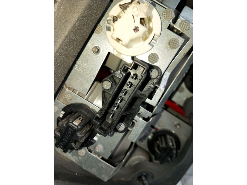 Recambio de piloto trasero derecho para mercedes-benz clase m (w164) ml 350 4-matic (164.186) referencia OEM IAM A1648202064Q1 4