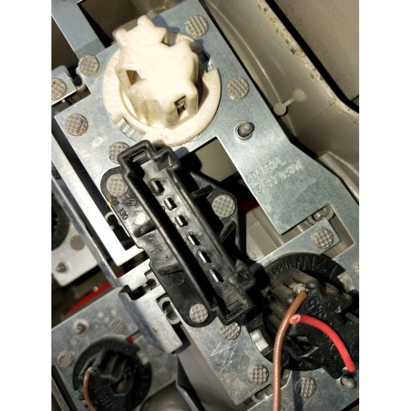 Recambio de piloto trasero izquierdo para mercedes-benz clase m (w164) ml 350 4-matic (164.186) referencia OEM IAM   2005