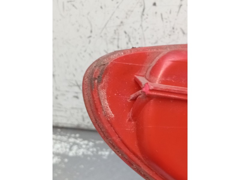Recambio de piloto trasero derecho para peugeot 206 hatchback (2a/c) 1.9 d referencia OEM IAM  VER FOTOS 1998