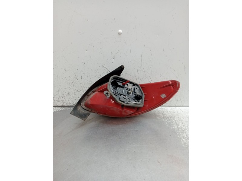 Recambio de piloto trasero izquierdo para peugeot 206 hatchback (2a/c) 1.9 d referencia OEM IAM   1998