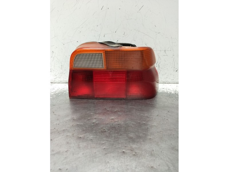 Recambio de piloto trasero derecho para ford escort v (aal, abl) 1.8 16v xr3i referencia OEM IAM   1990
