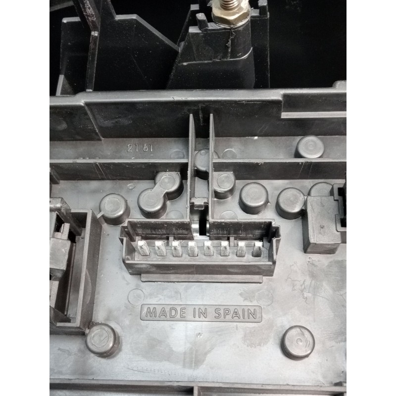 Recambio de piloto trasero izquierdo para renault clio i (b/c57_, 5/357_) 1.9 d (b/c/s576, b/c/s57l) referencia OEM IAM   1996