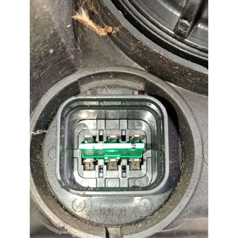 Recambio de faro izquierdo para kia sorento i (jc) 2.5 crdi referencia OEM IAM 921013E5XX  2006